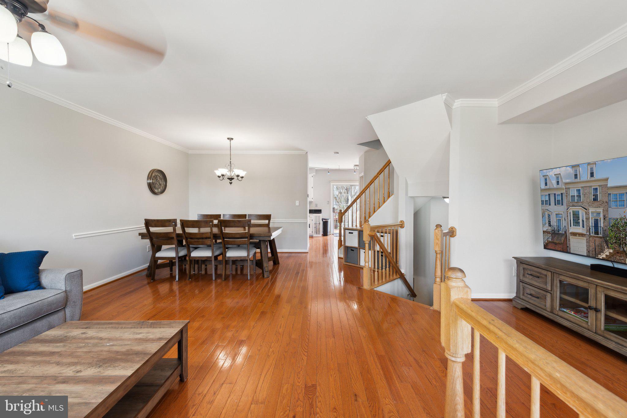 5811 CLAPHAM ROAD