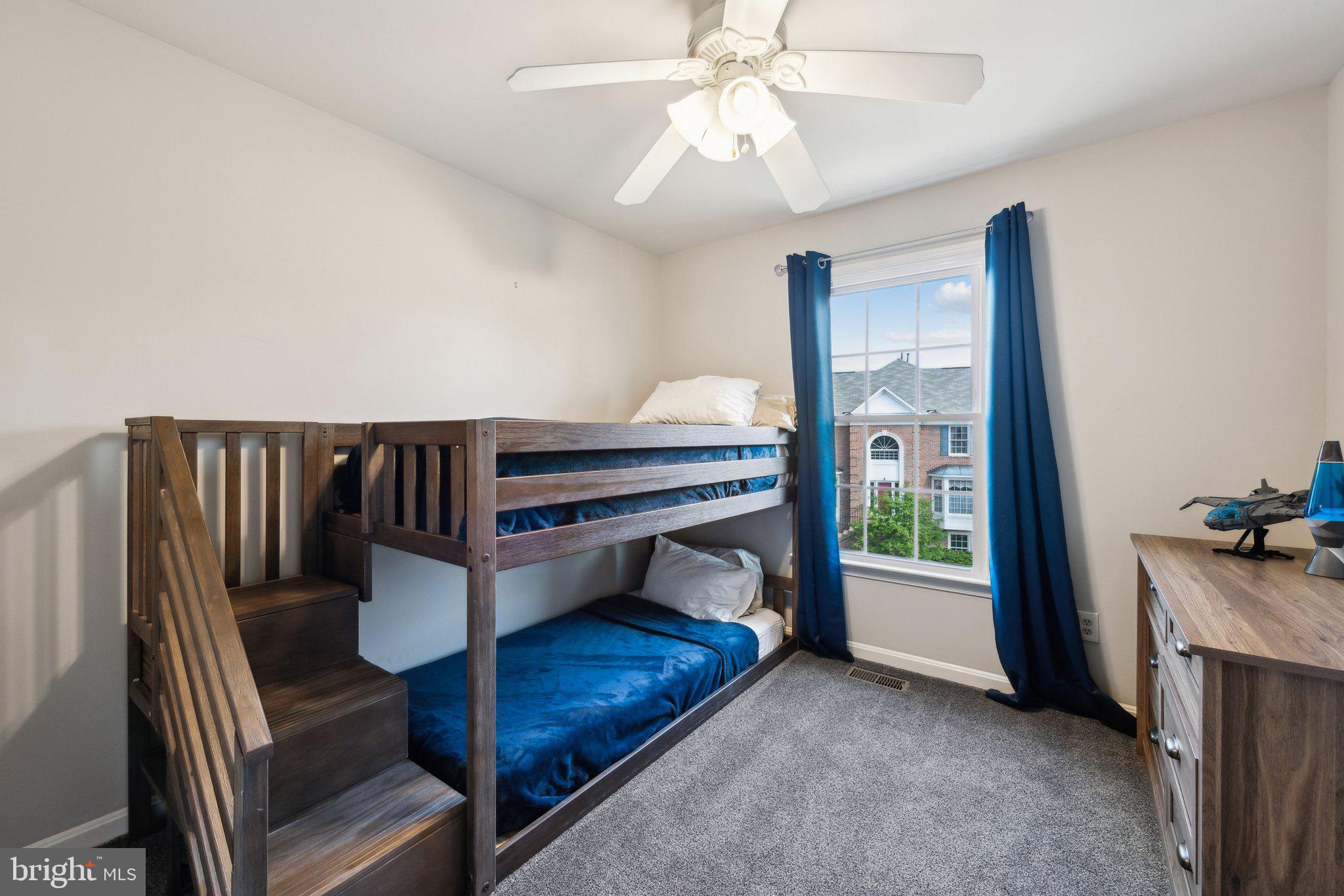 THE MEWS - Residential