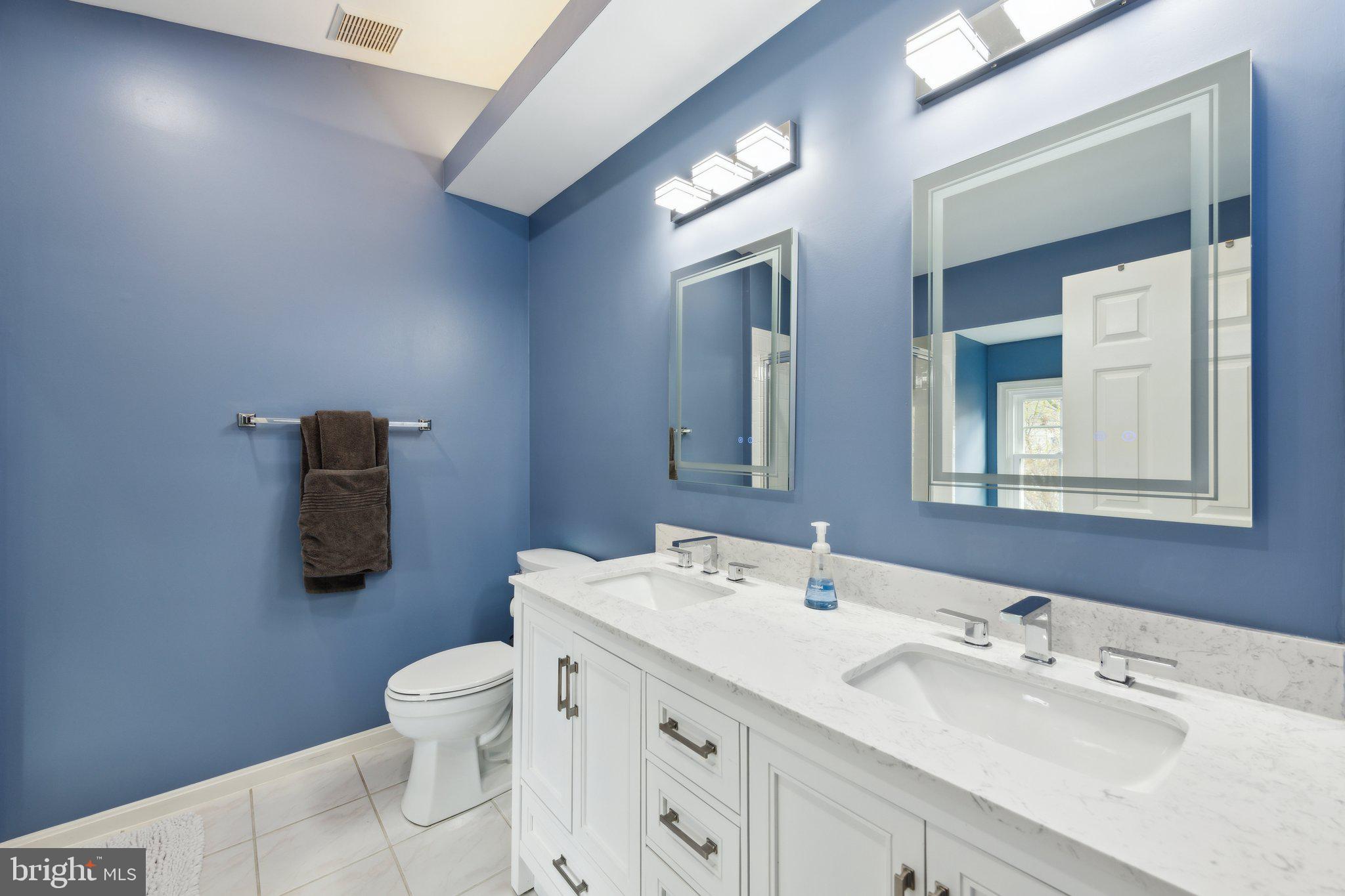 THE MEWS - Residential