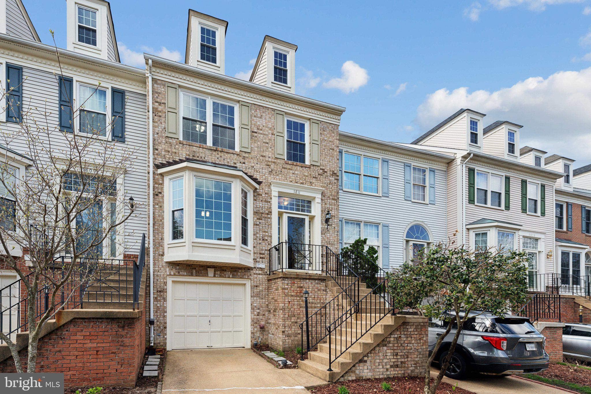 5811 CLAPHAM ROAD