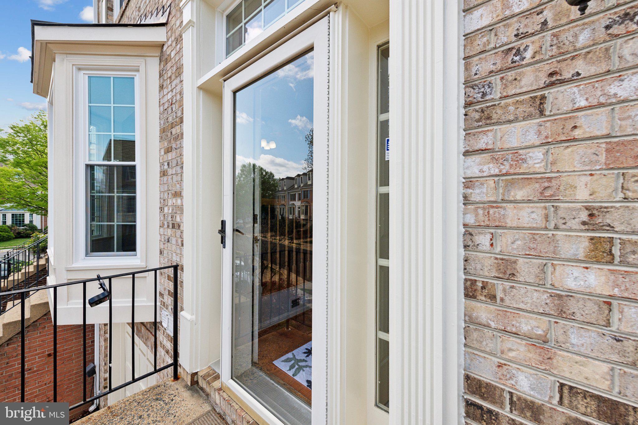5811 CLAPHAM ROAD