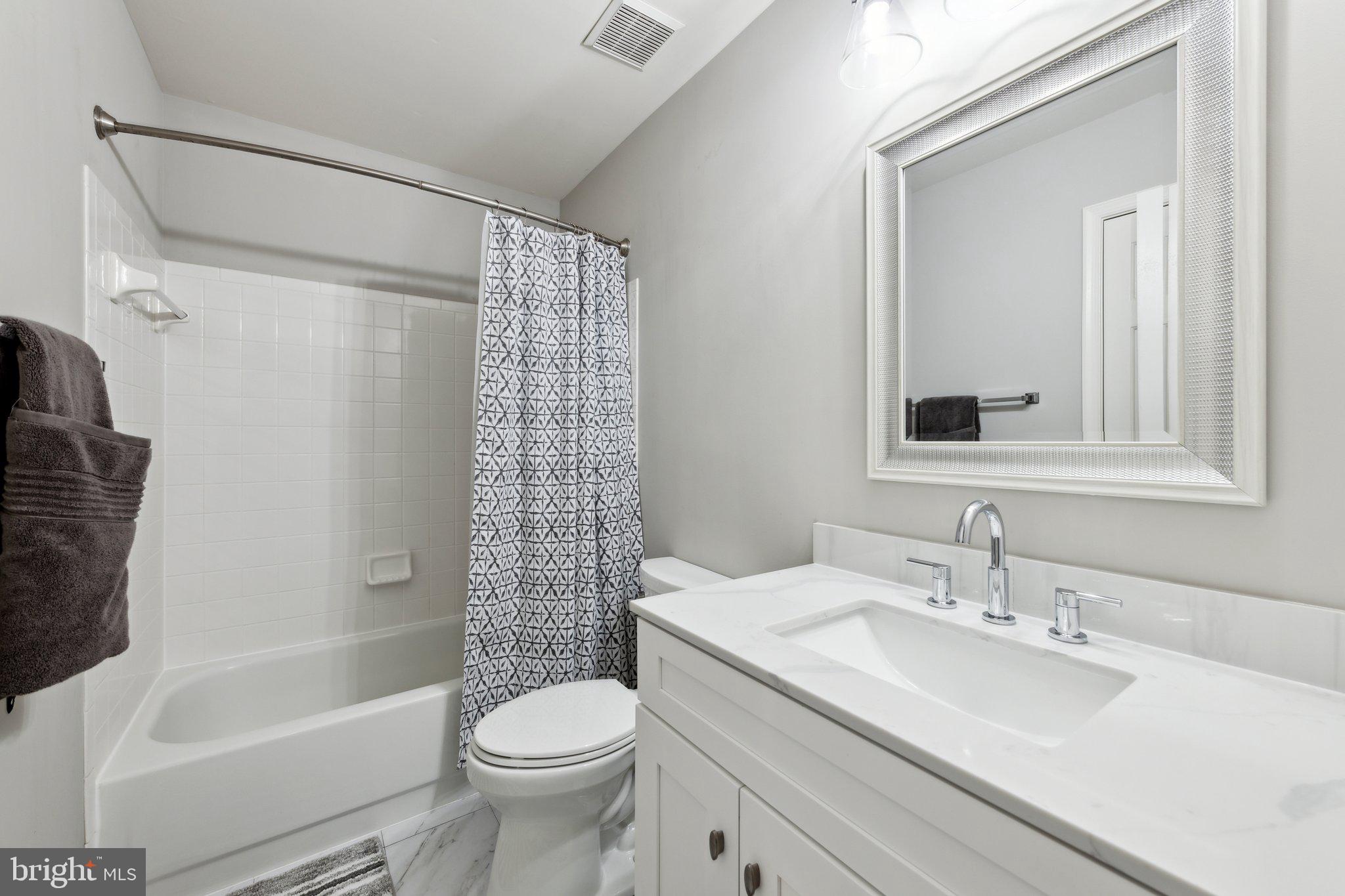 THE MEWS - Residential