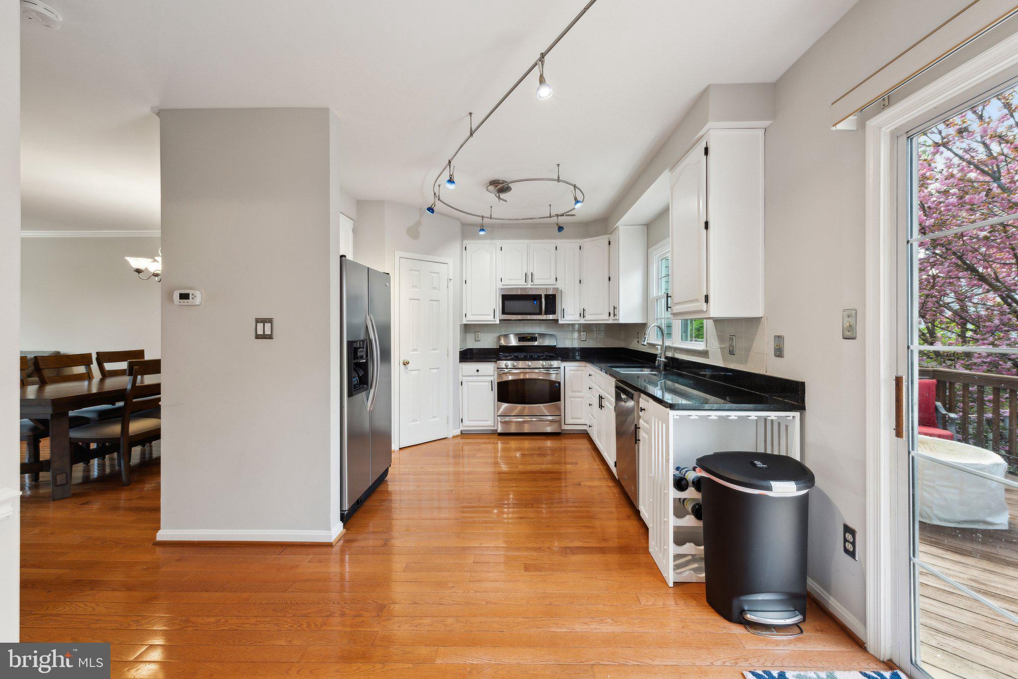 THE MEWS - Residential