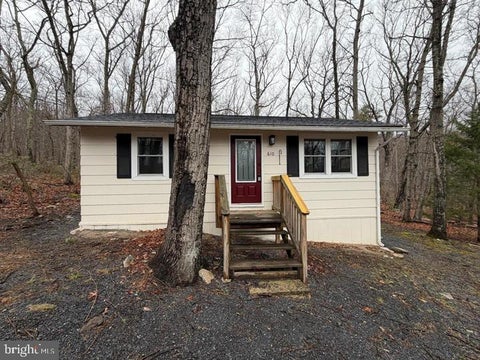 Homes For Sale - 610 Puma Trail<br/> WINCHESTER, VA 22602