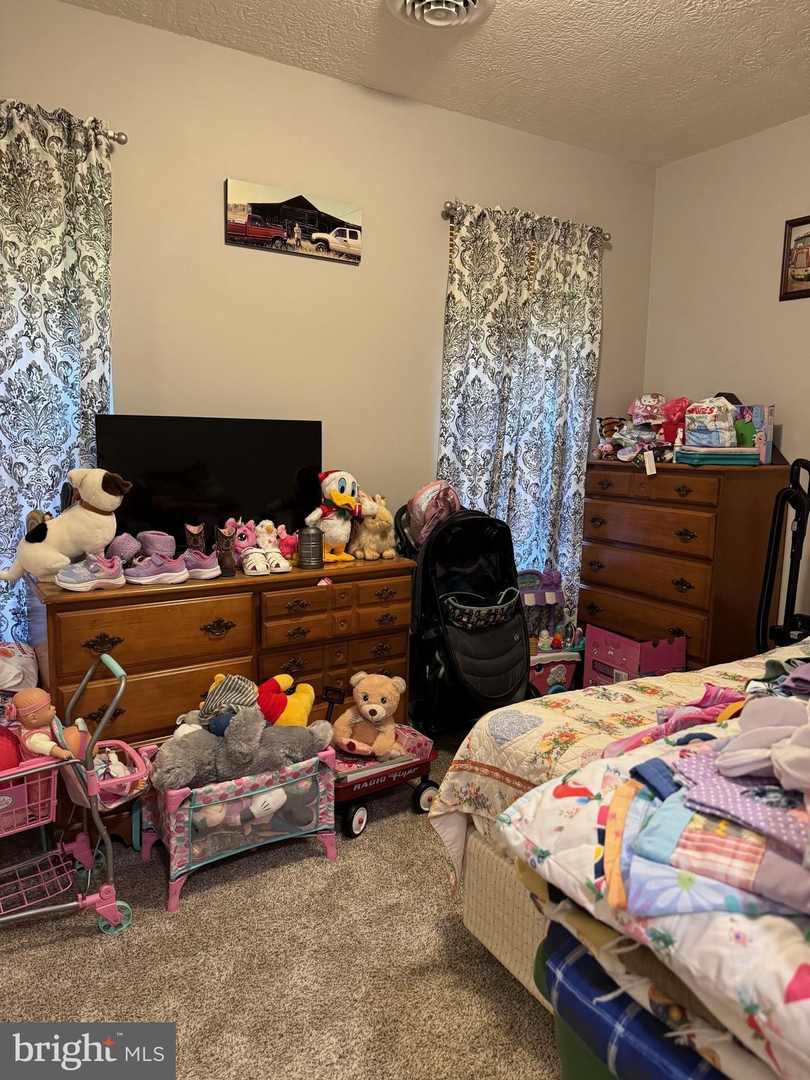 ELIZABETH STATION - Residential