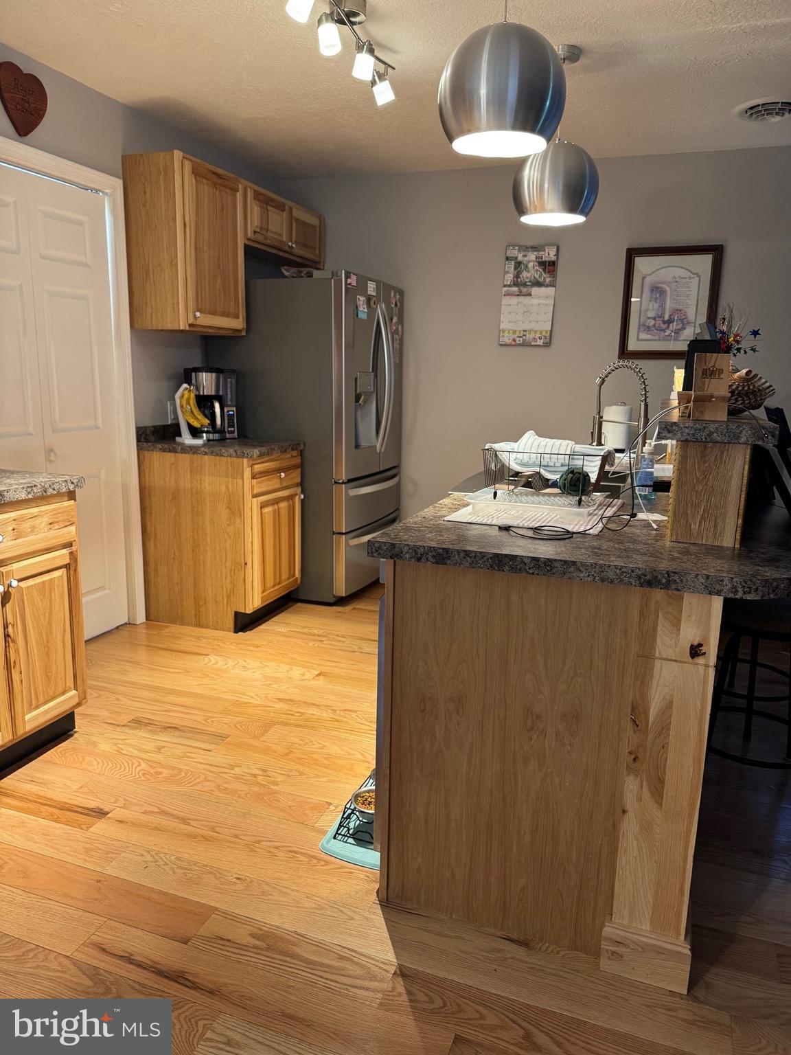 ELIZABETH STATION - Residential