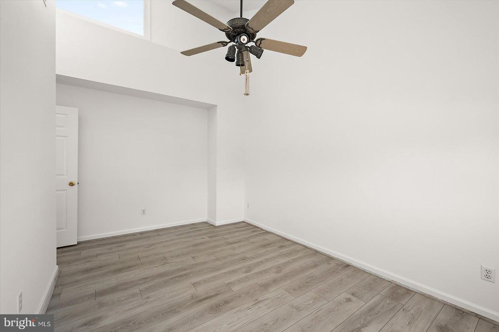 listing image 65