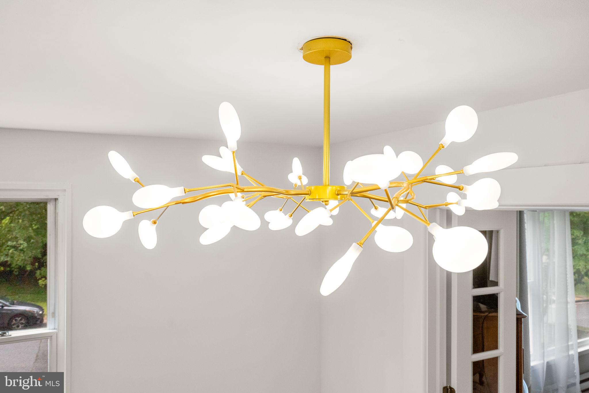 CONNECTICUT GARDENS - Residential