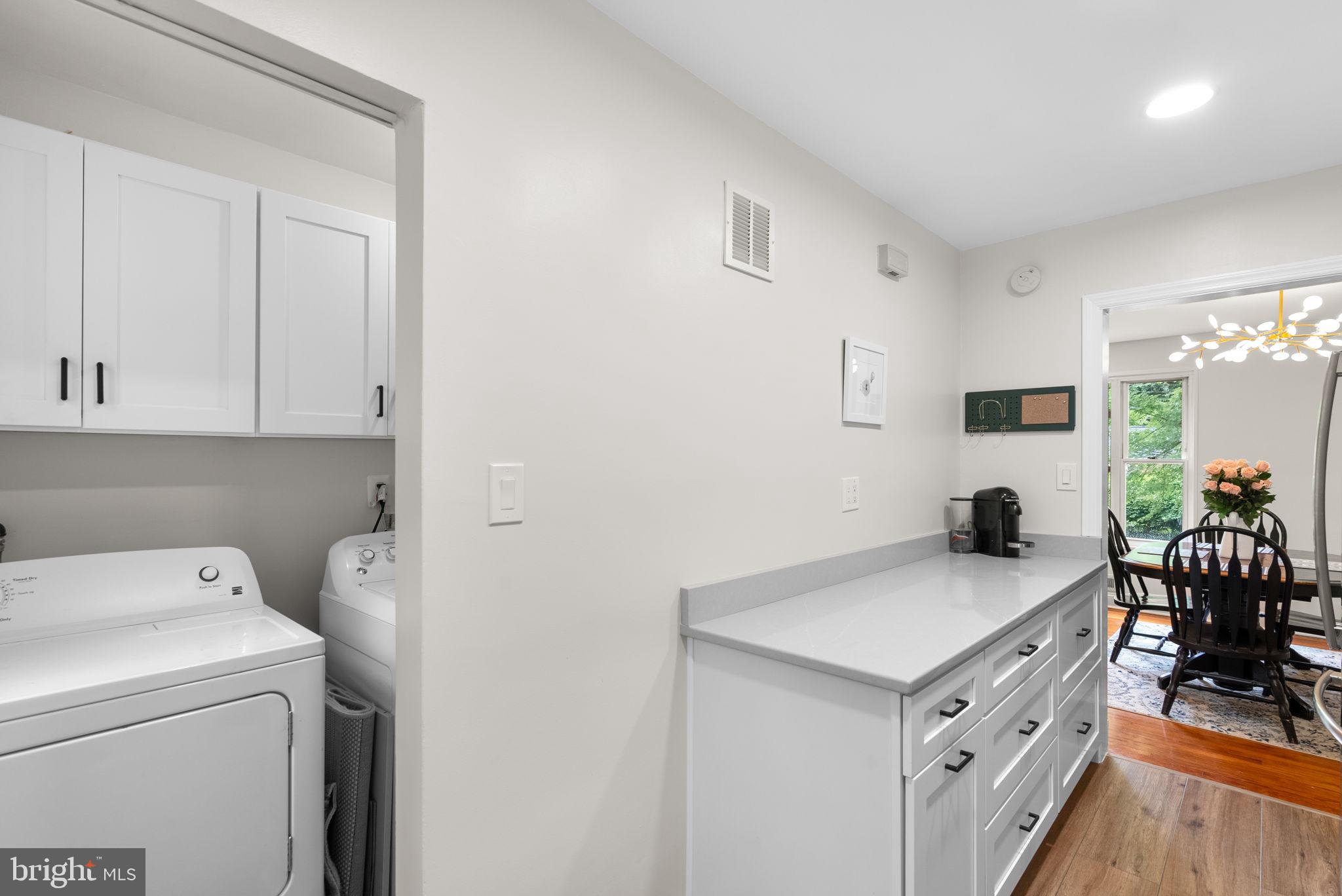 CONNECTICUT GARDENS - Residential