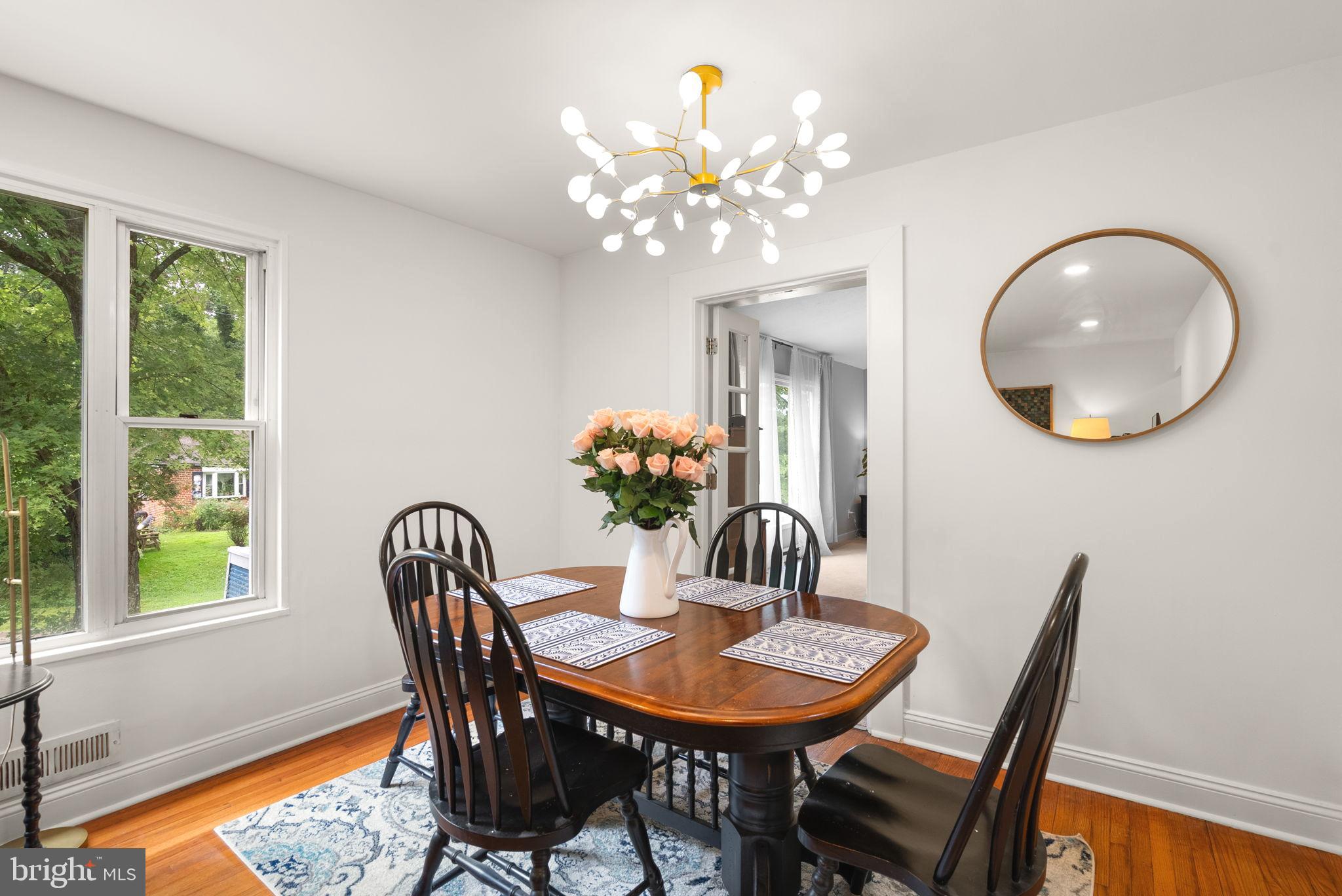 CONNECTICUT GARDENS - Residential