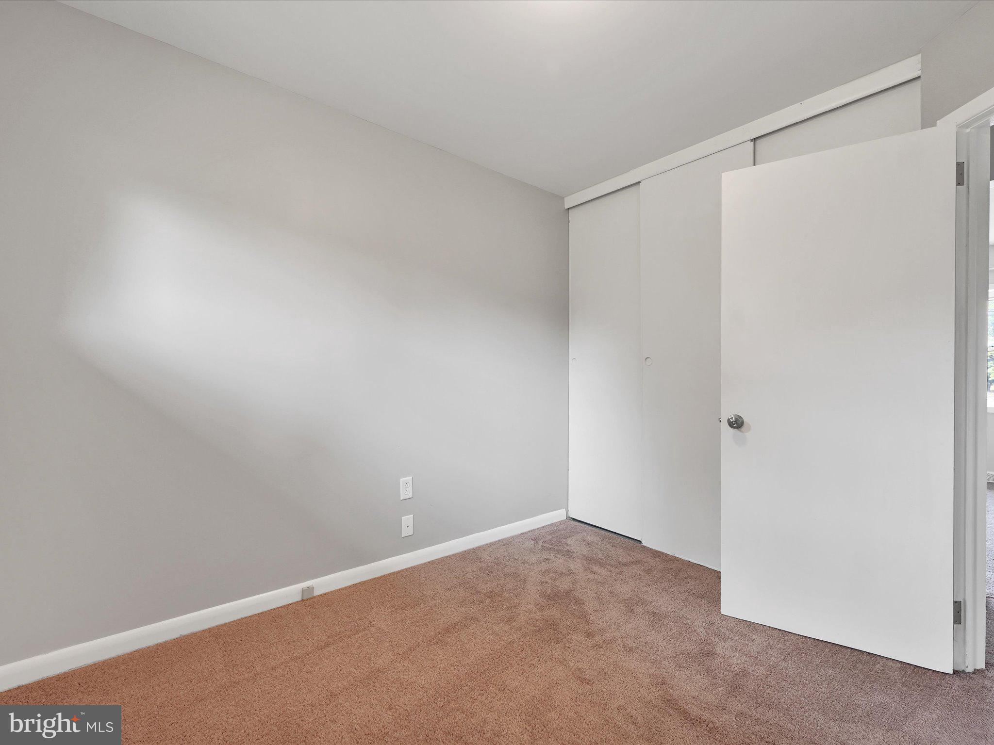 MANOR RIDGE - Residential