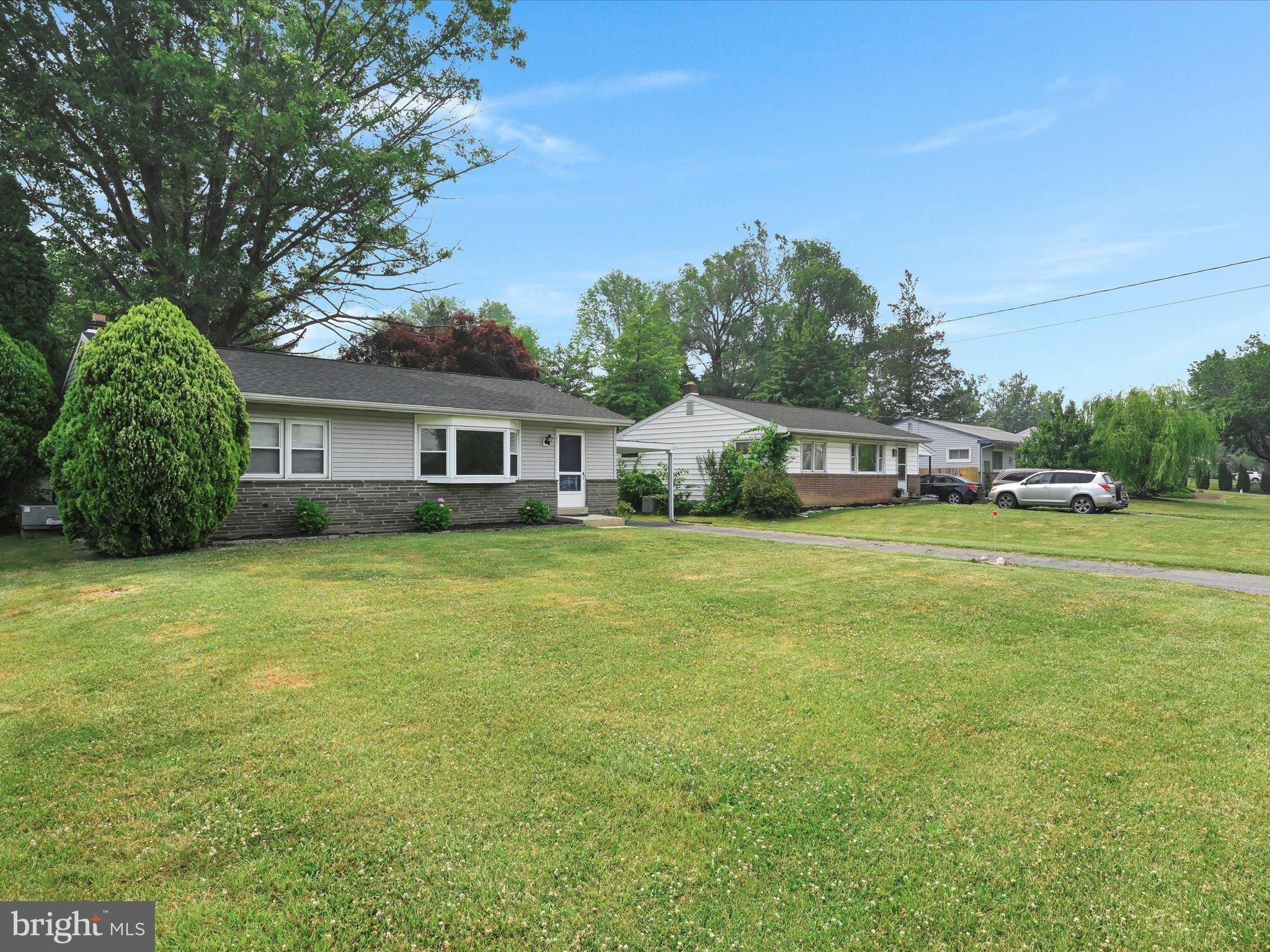 MANOR RIDGE - Residential