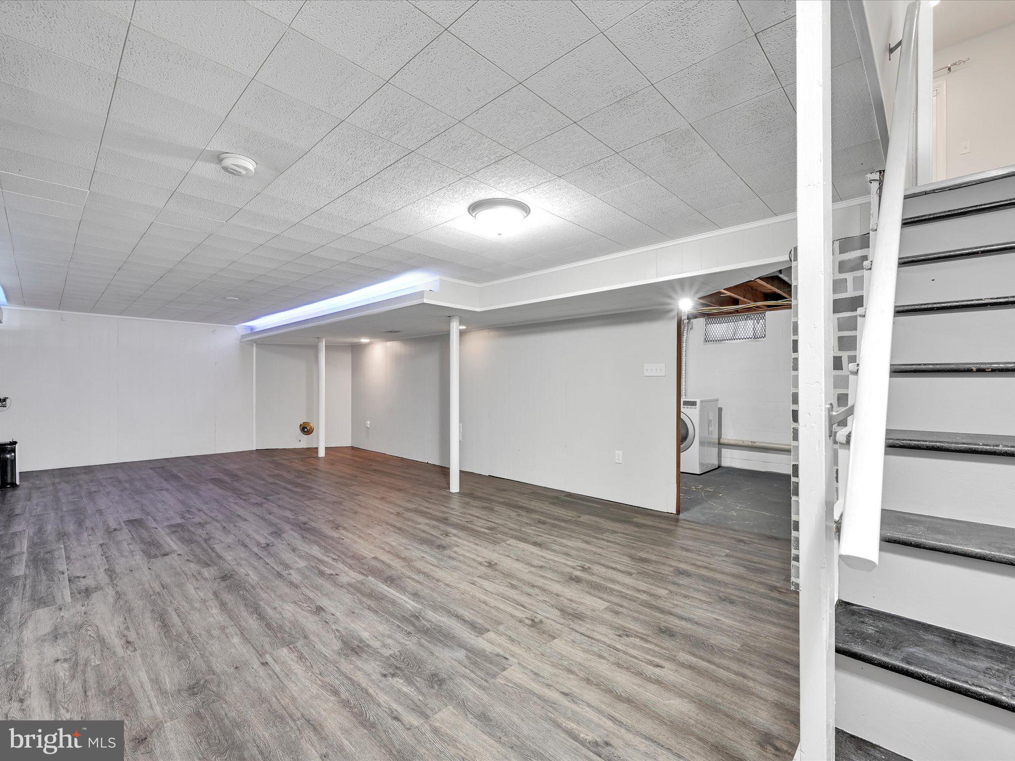 MANOR RIDGE - Residential