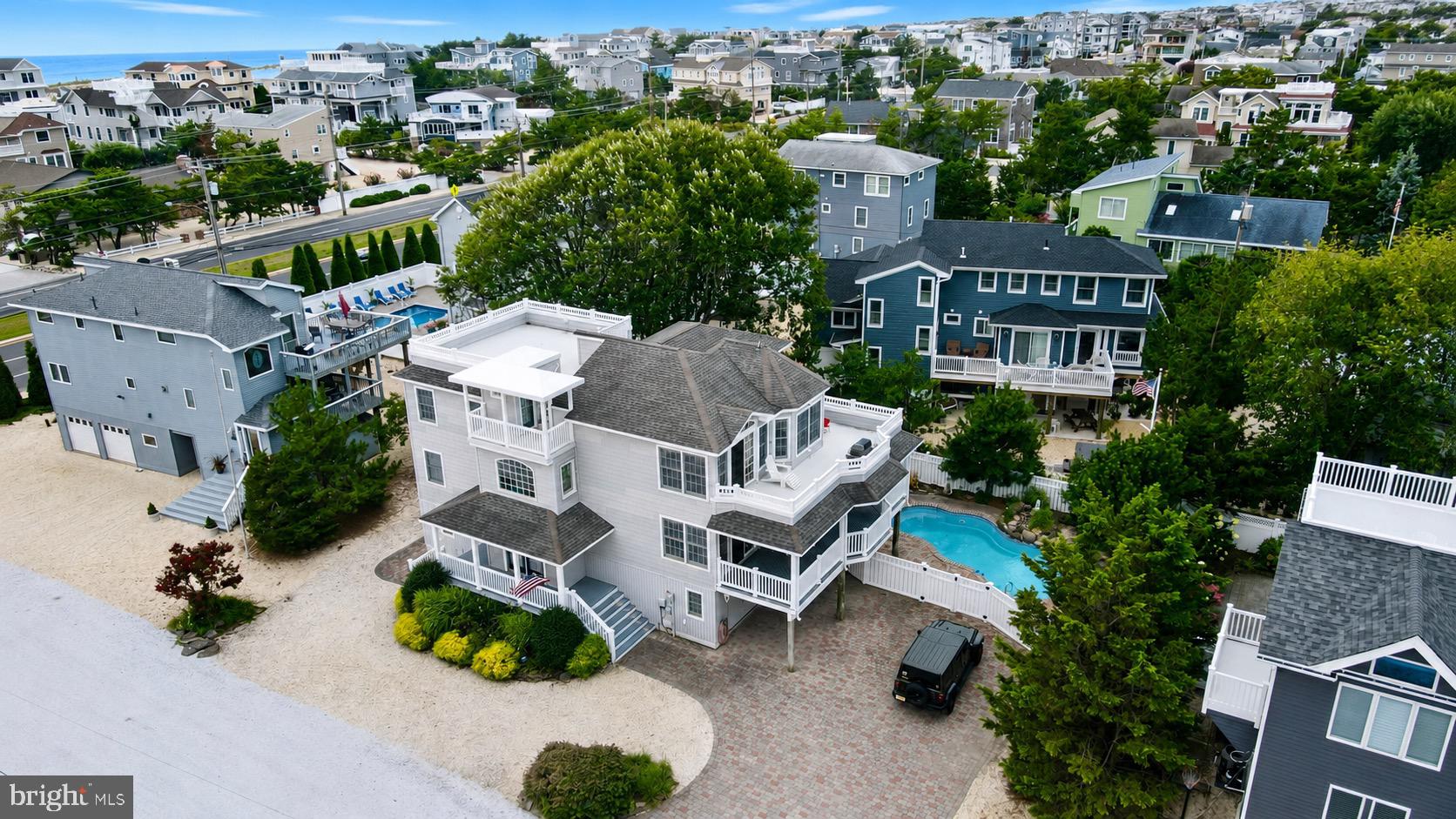 1014 LONG BEACH B