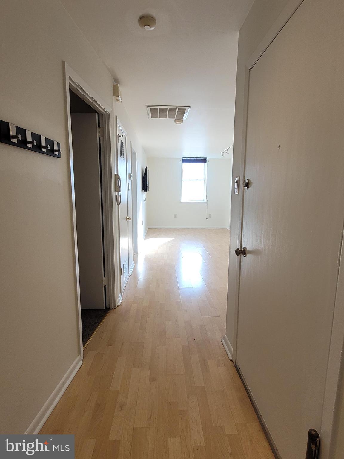 2015 CHESTNUT STREET 2F