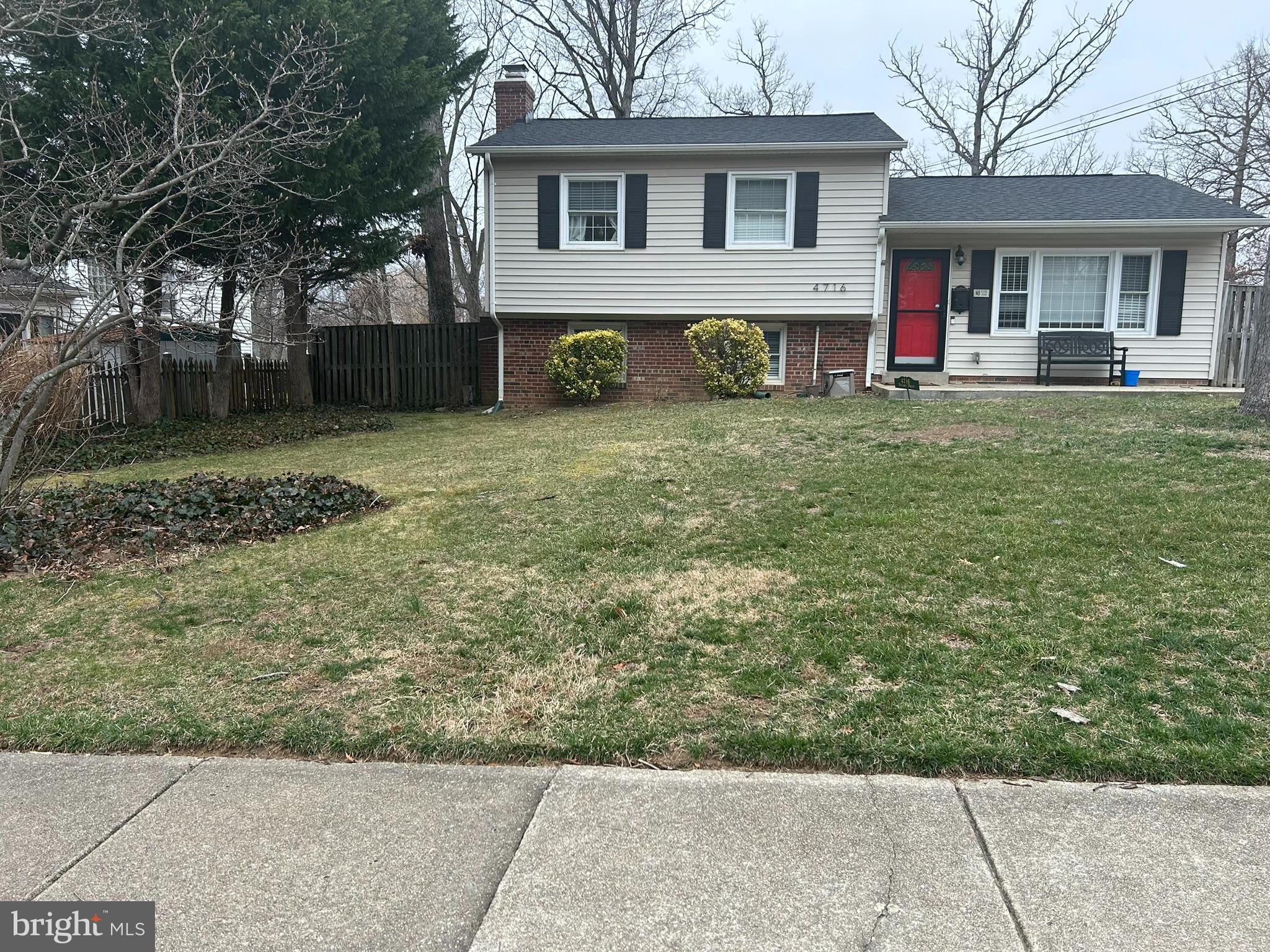 FAIRFAX HOMES - Residential Lease