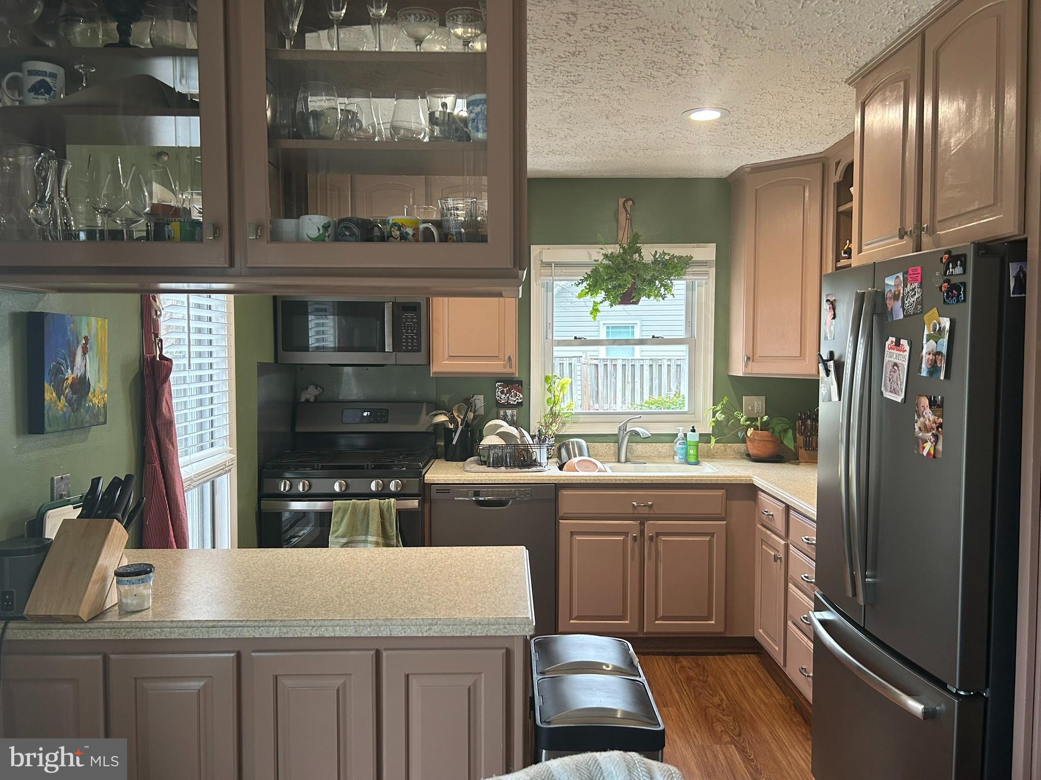 FAIRFAX HOMES - Residential Lease