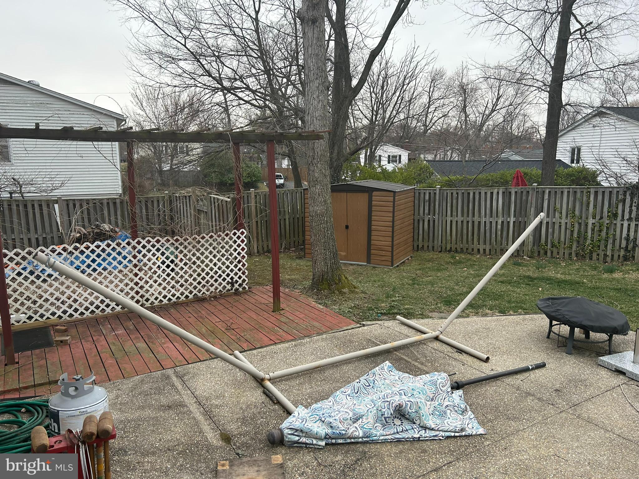 FAIRFAX HOMES - Residential Lease