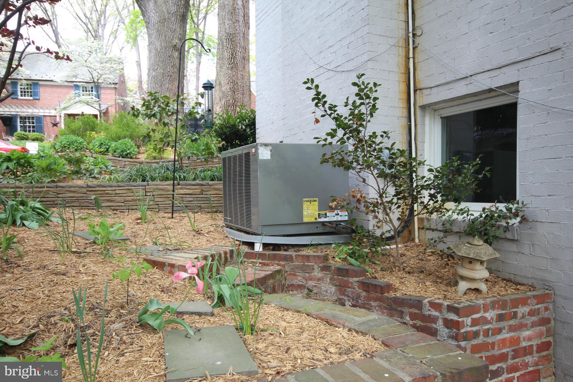 3207 CIRCLE HILL ROAD