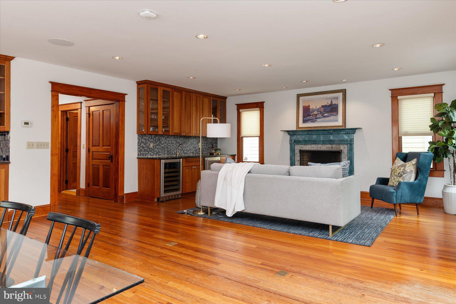 EASTPORT - Residential
