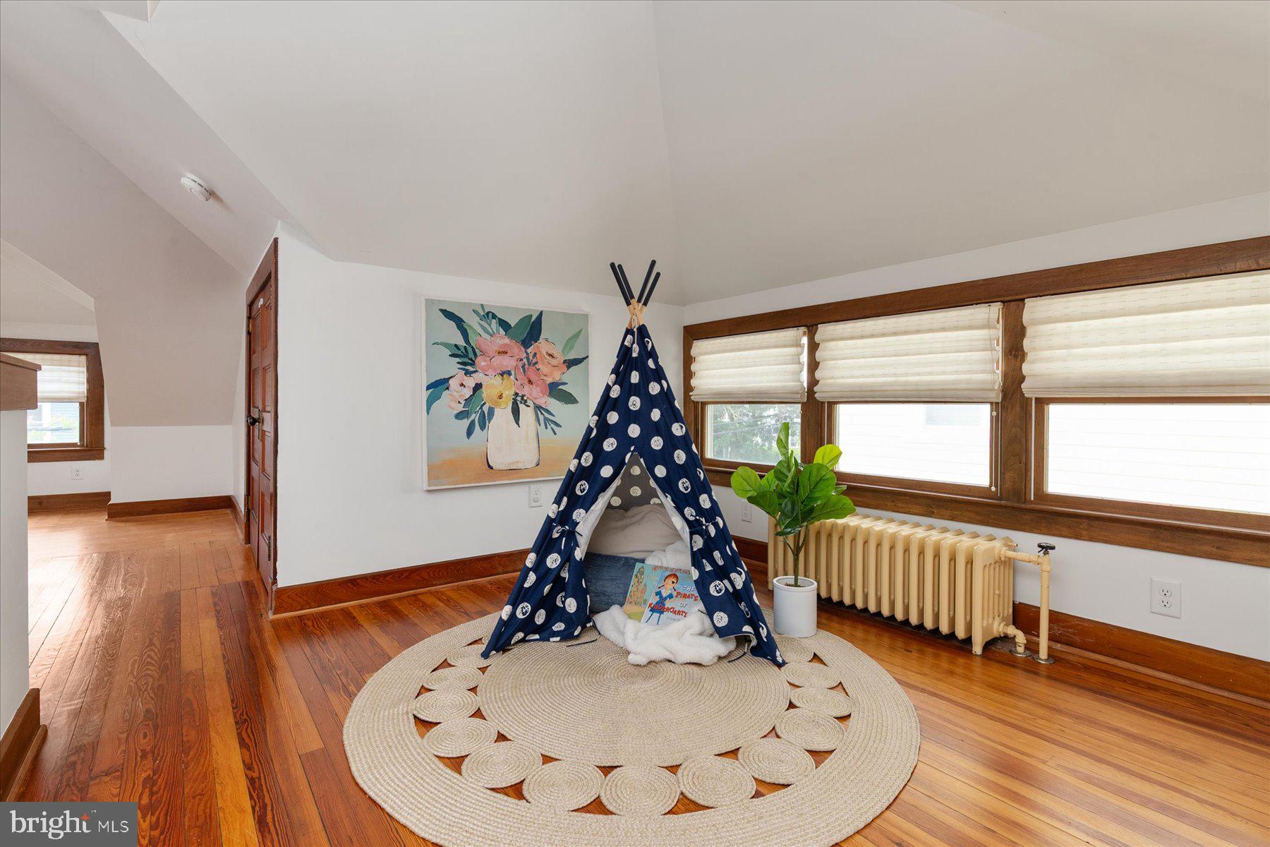 EASTPORT - Residential