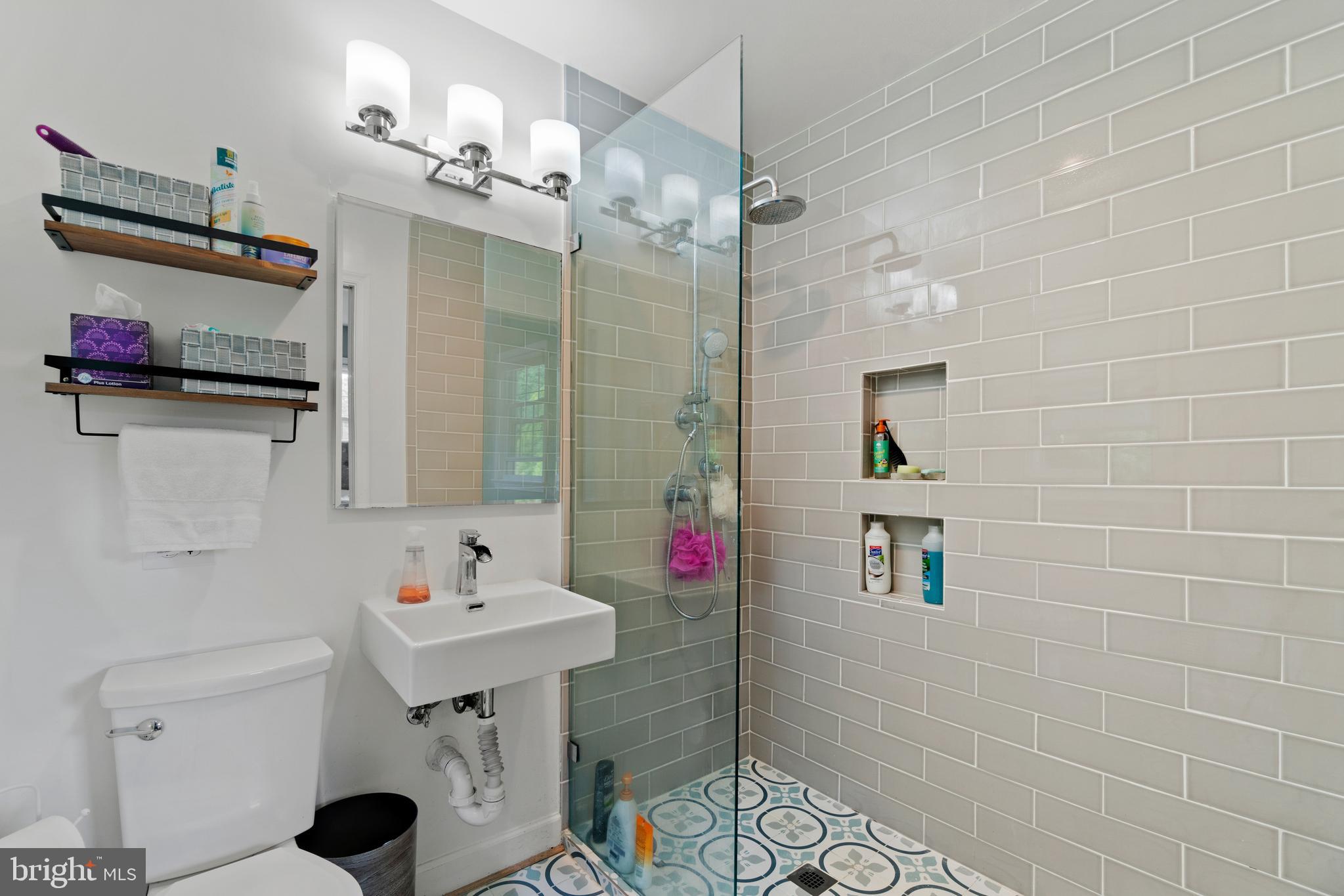 ORANGE HUNT ESTATES - Residential