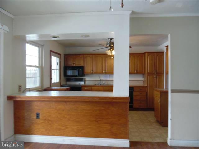 HARFORD SQUARE - Residential