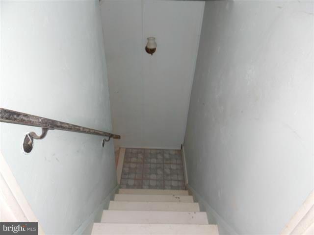 HARFORD SQUARE - Residential