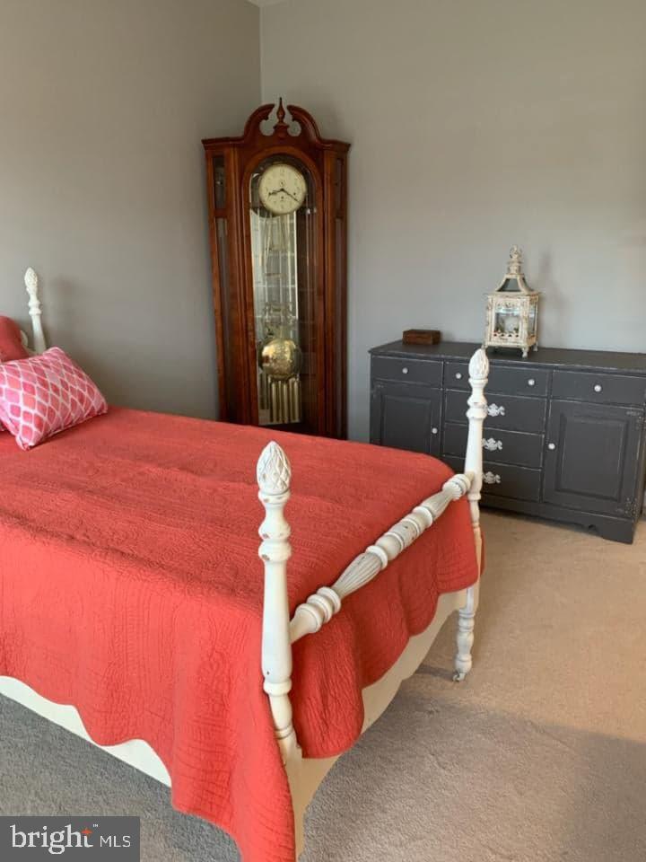 VIRGINIA HERITAGE AT LEE'S PARK - Residential