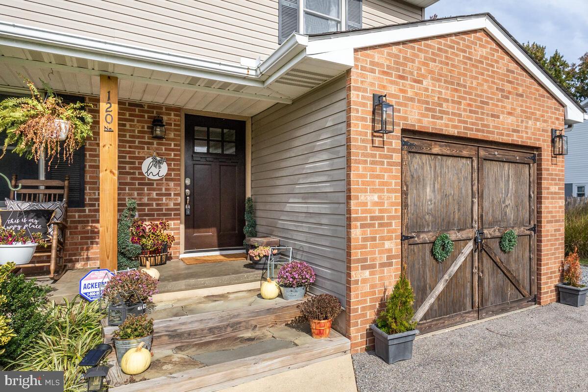 KENT ISLAND ESTATES - Residential