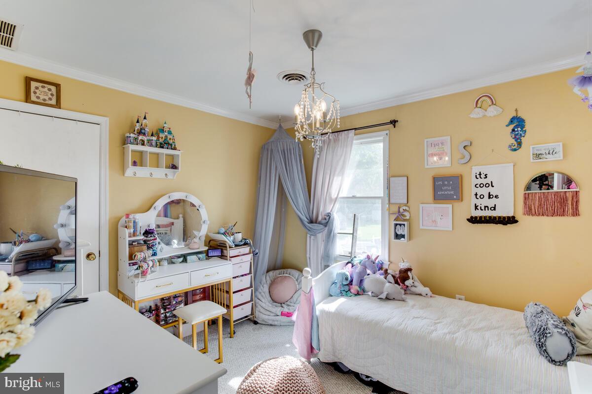 KENT ISLAND ESTATES - Residential