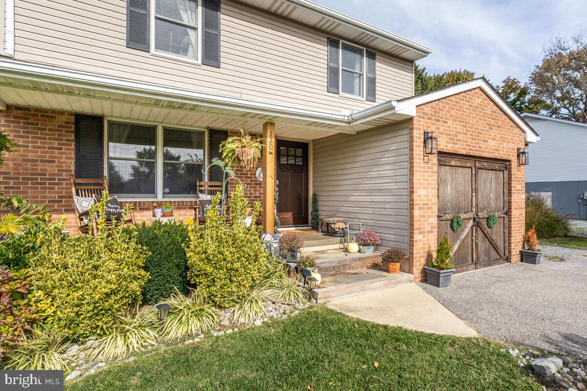 KENT ISLAND ESTATES - Residential