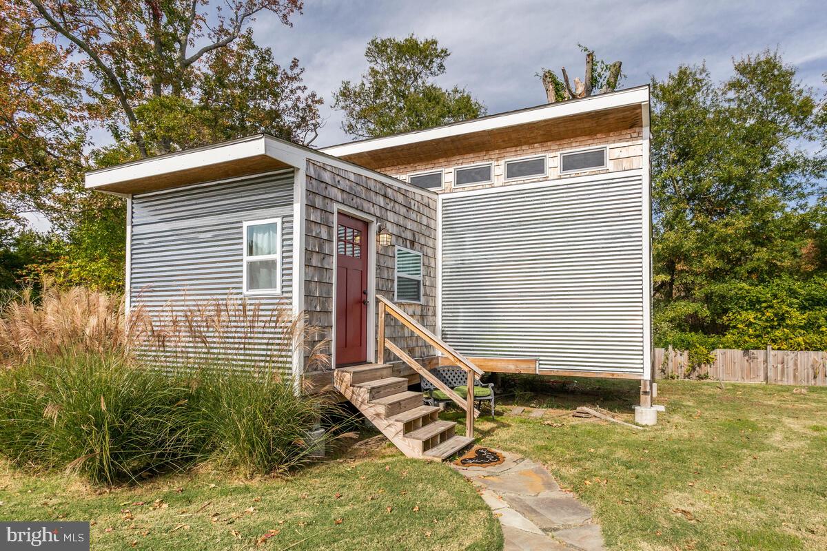 KENT ISLAND ESTATES - Residential