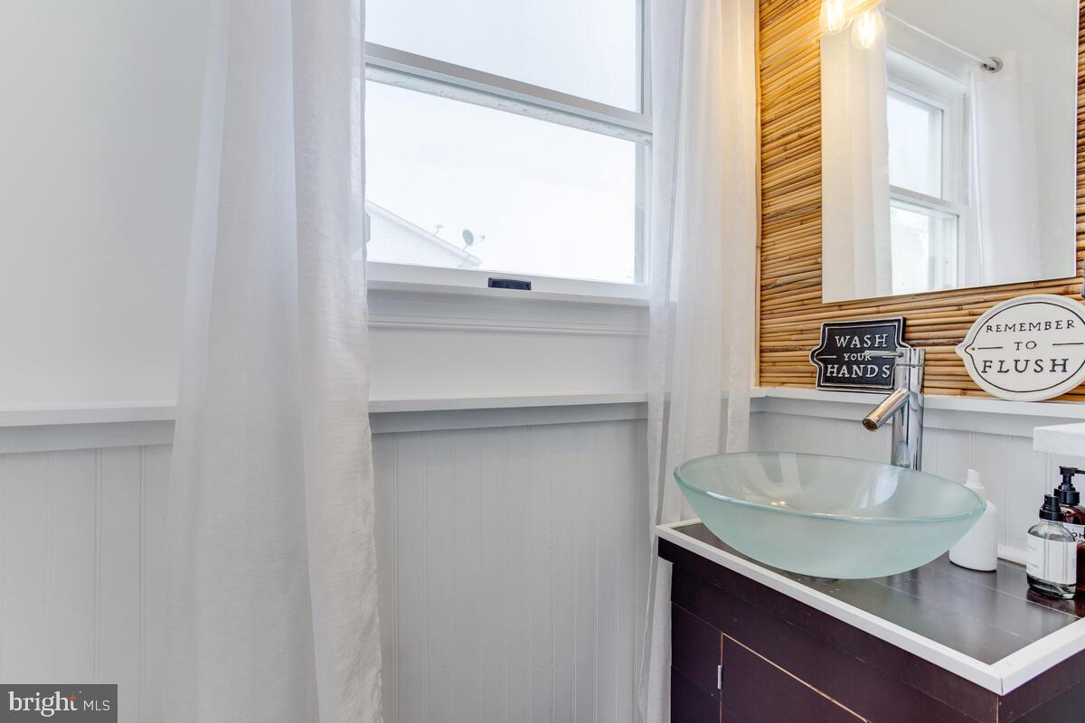 KENT ISLAND ESTATES - Residential