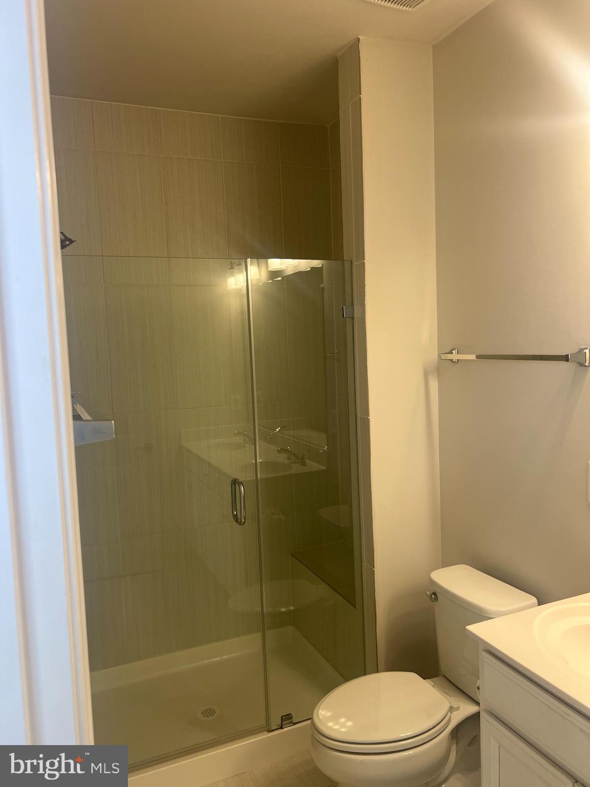 CENTRAL PARK - Residential Lease