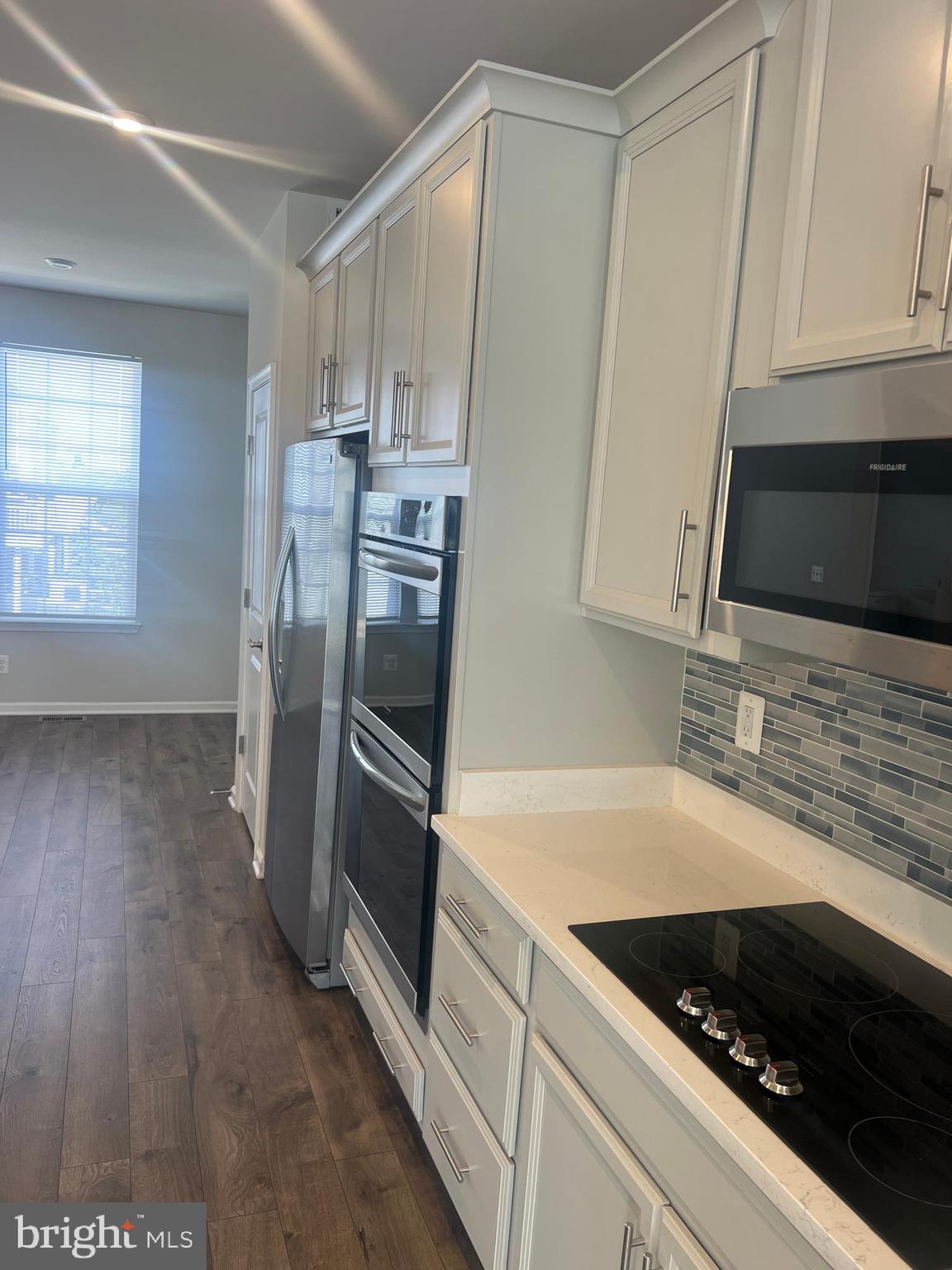 CENTRAL PARK - Residential Lease