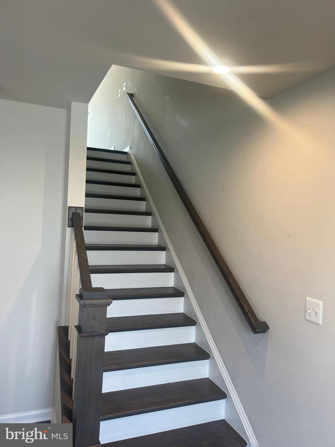 CENTRAL PARK - Residential Lease