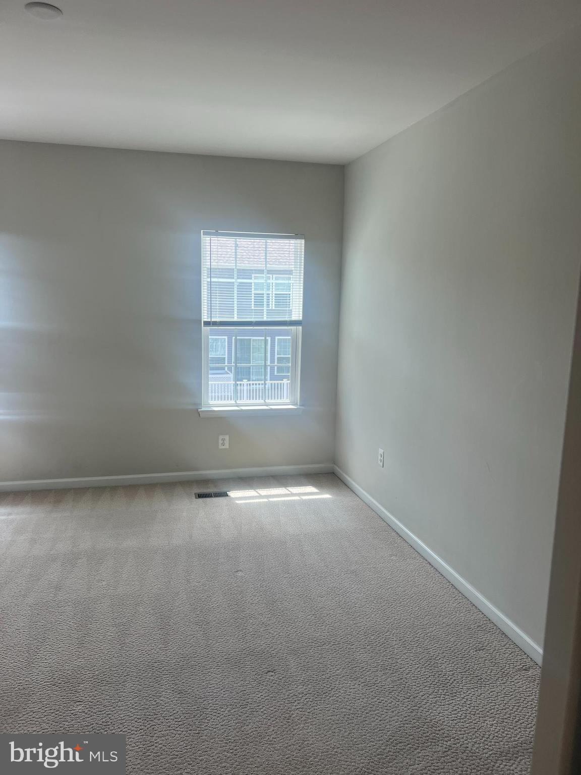 CENTRAL PARK - Residential Lease