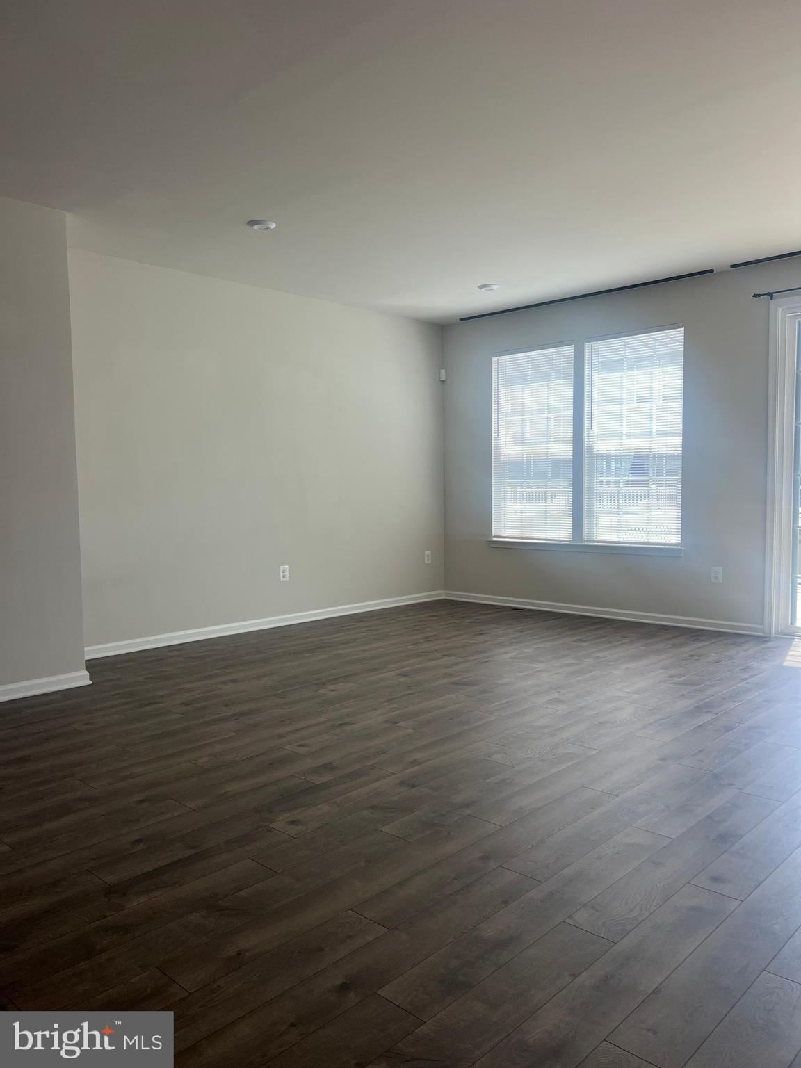 CENTRAL PARK - Residential Lease