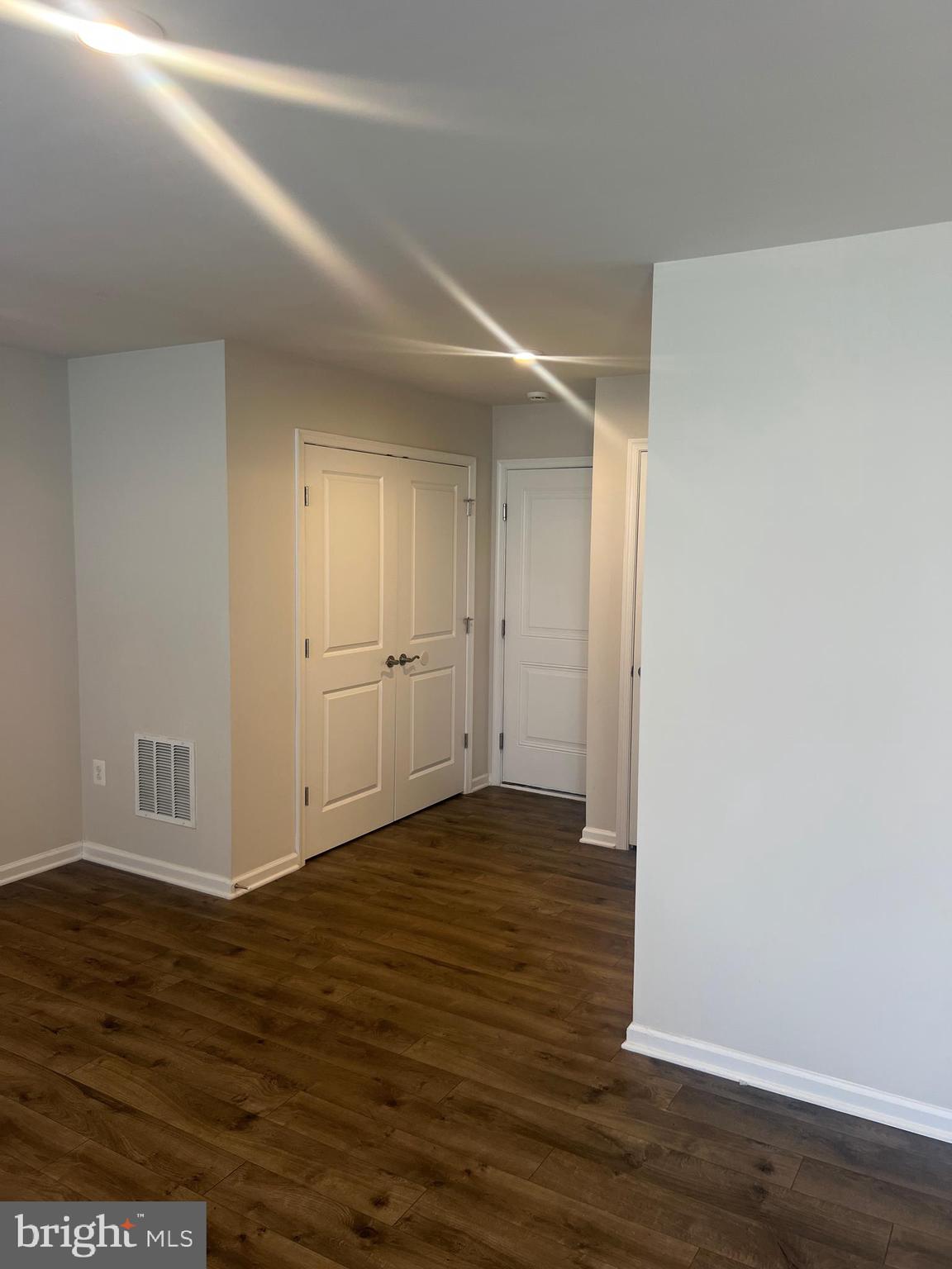 CENTRAL PARK - Residential Lease