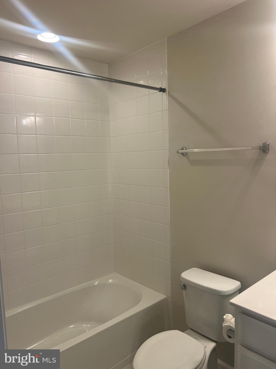 CENTRAL PARK - Residential Lease