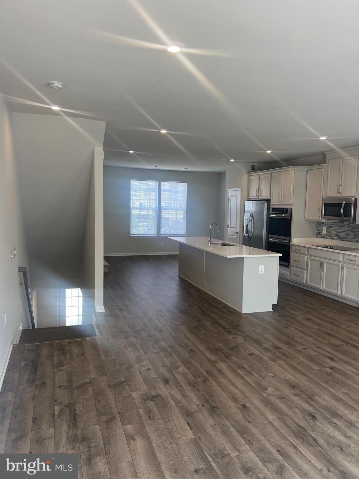 CENTRAL PARK - Residential Lease