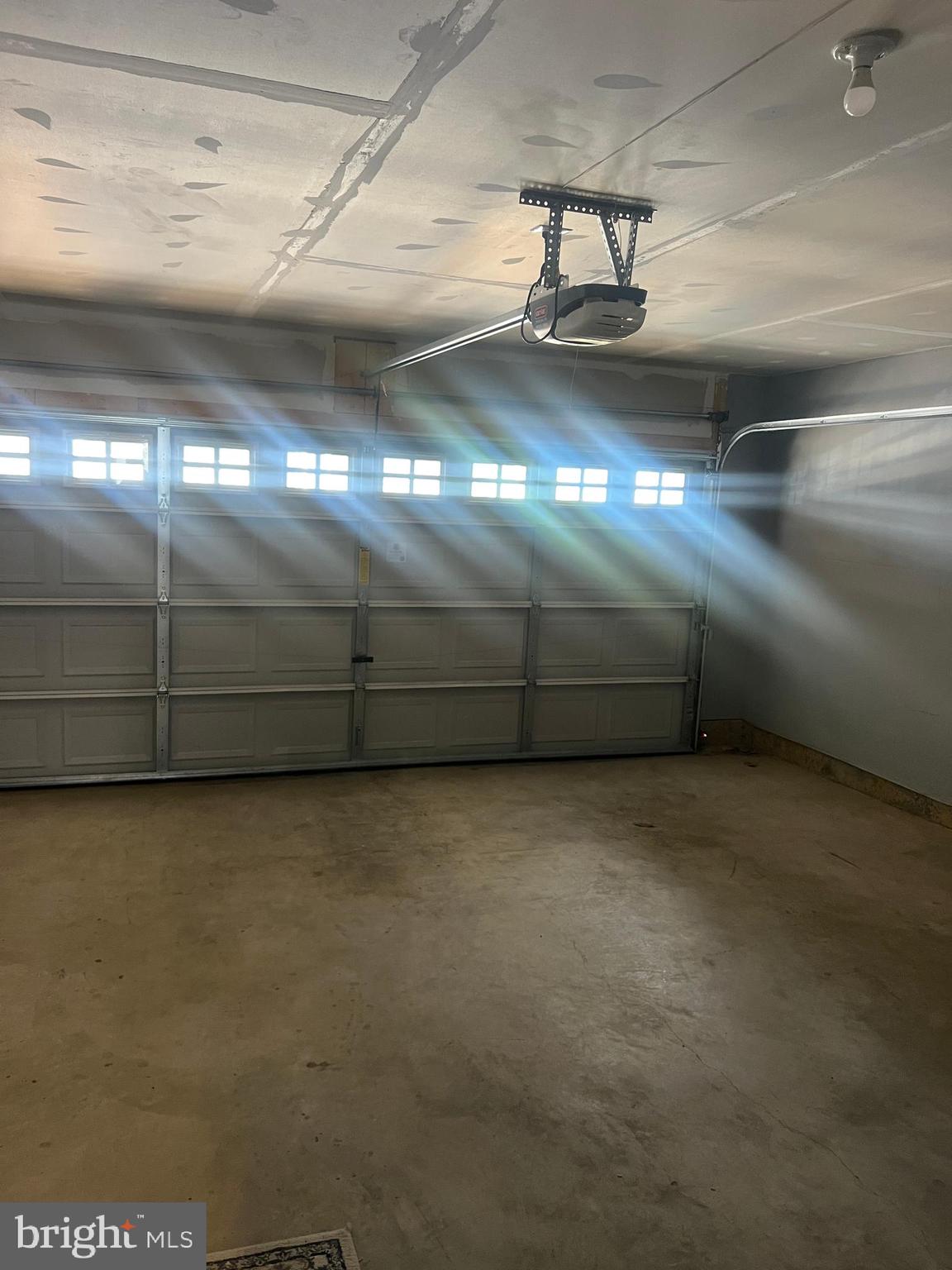 CENTRAL PARK - Residential Lease