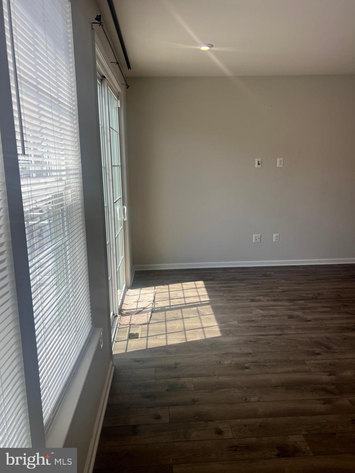 CENTRAL PARK - Residential Lease