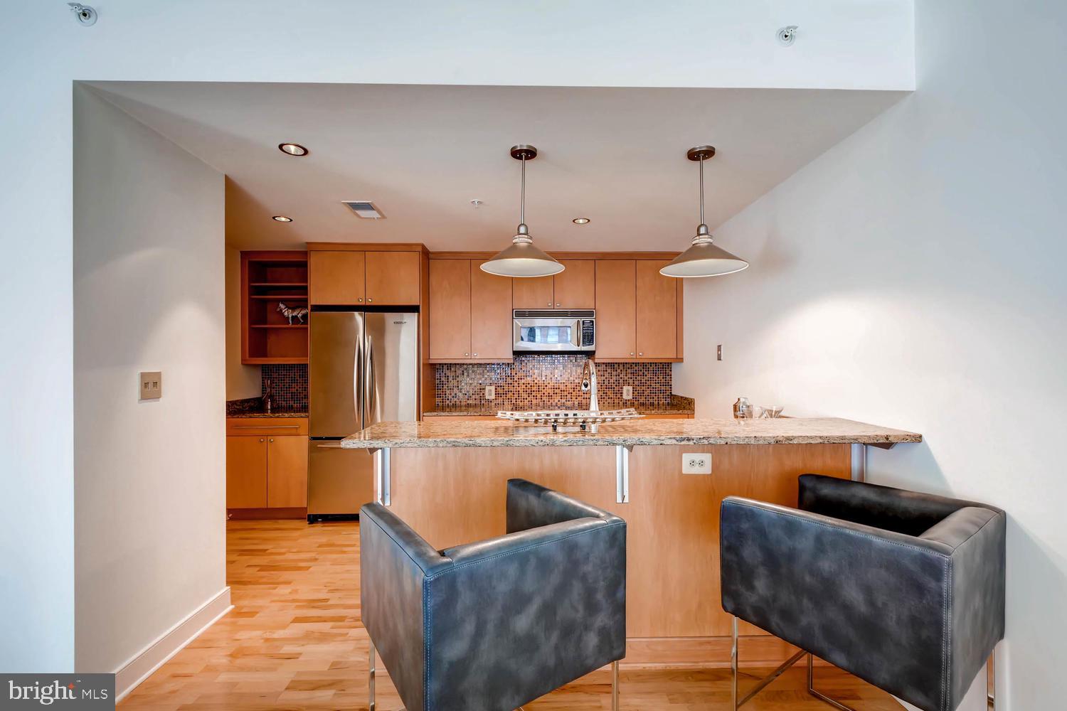 HARBOR EAST - Residential