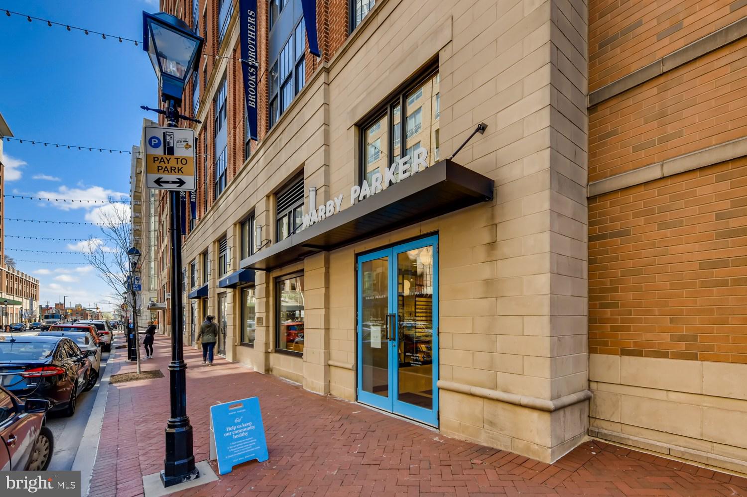 HARBOR EAST - Residential