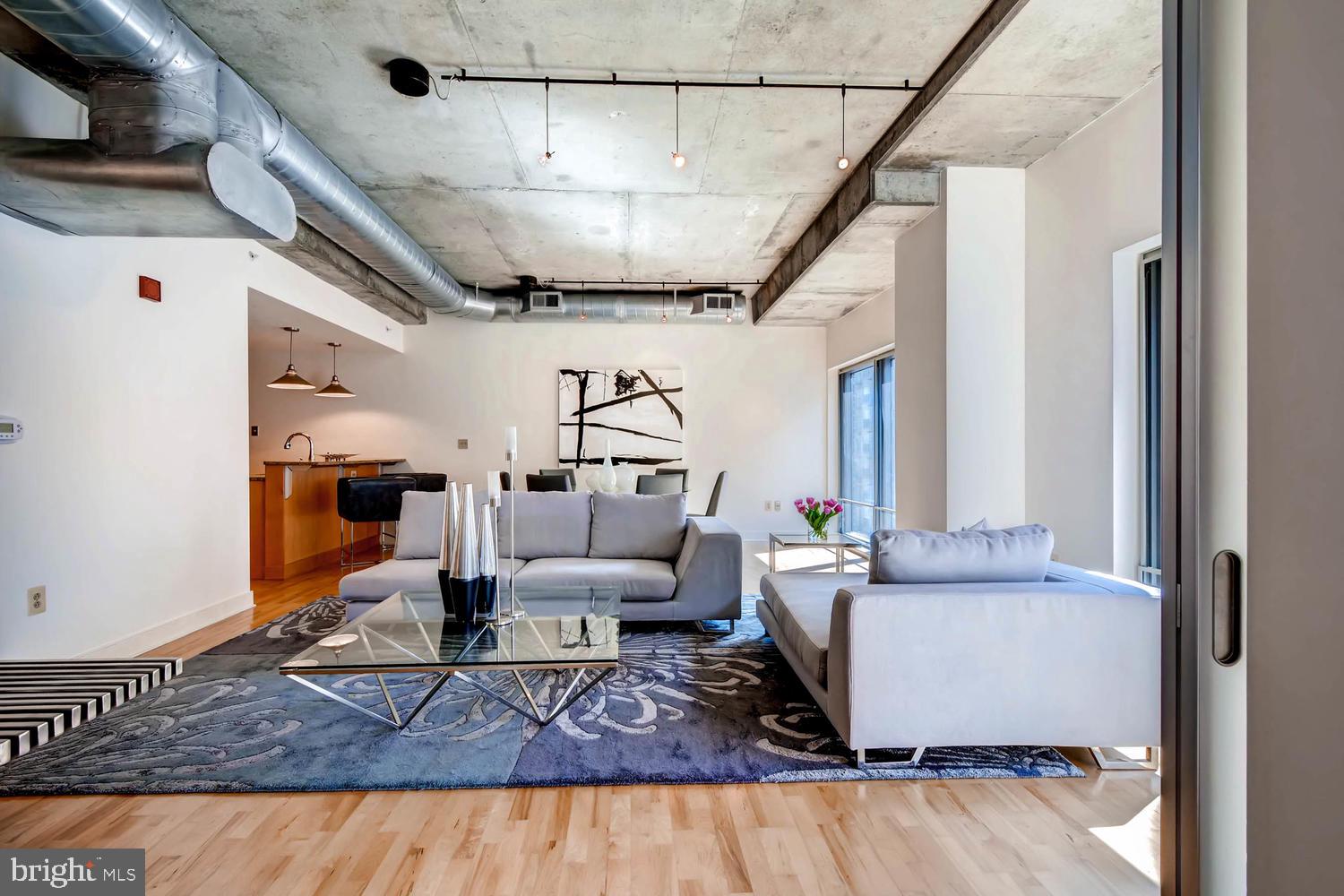 HARBOR EAST - Residential