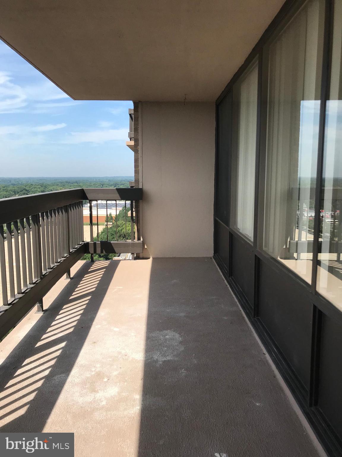 SKYLINE PLAZA - Residential