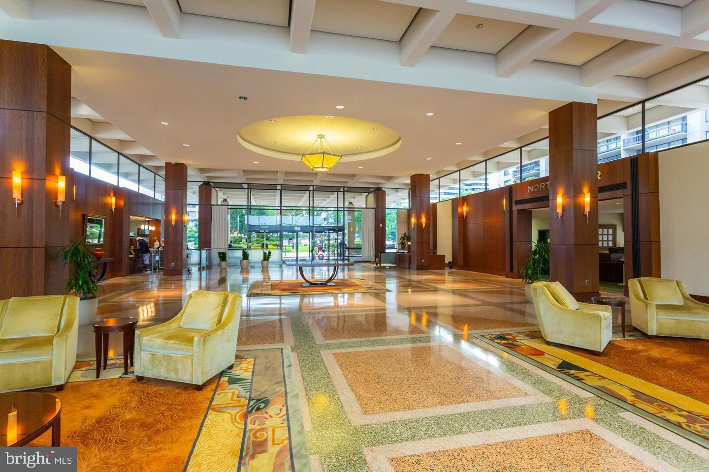 SKYLINE PLAZA - Residential