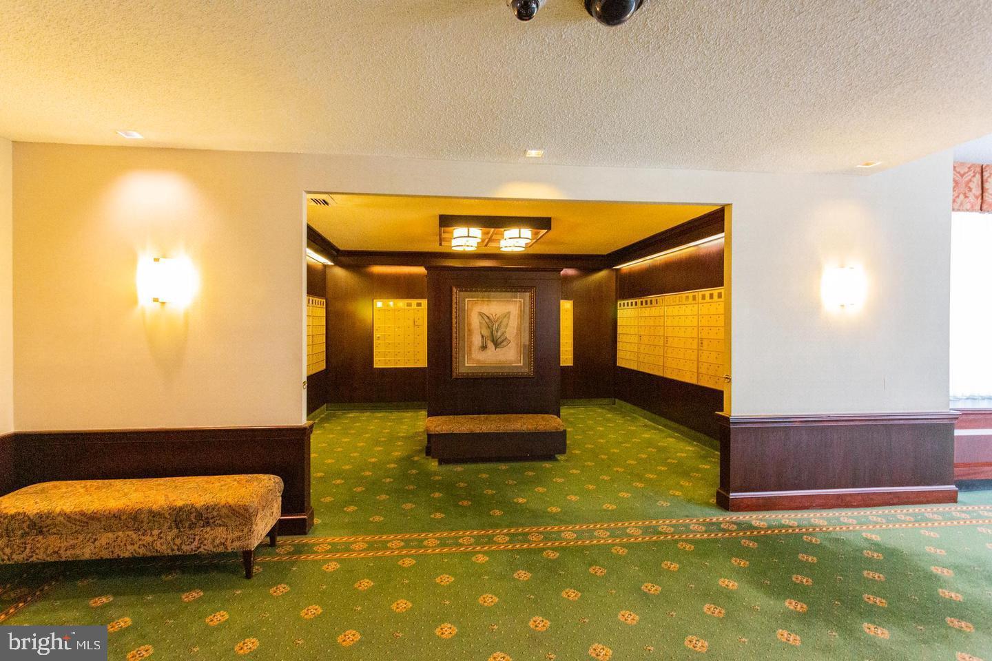 SKYLINE PLAZA - Residential